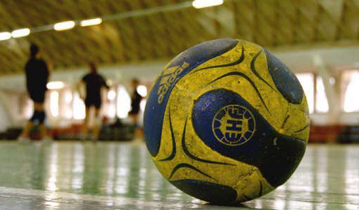 Abusi sessuali, alla sbarra l'allenatore di pallamano in Sardegna