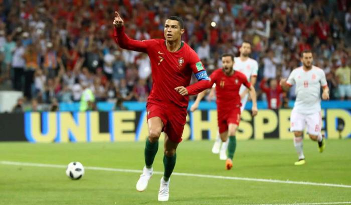 Ronaldo show: doppietta del portoghese e 2 - 1 al primo tempo