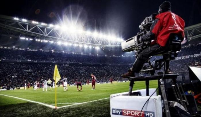 Accordo raggiunto tra Sky e Dazn, ecco come vedere tutti i match di Serie A e B