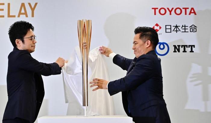Olimpiadi di Tokyo rimandate al 2021: la fiaccola olimpica ferma la sua corsa Olimpiadi di Tokyo rimandate al 2021: la fiaccola olimpica ferma la sua corsa