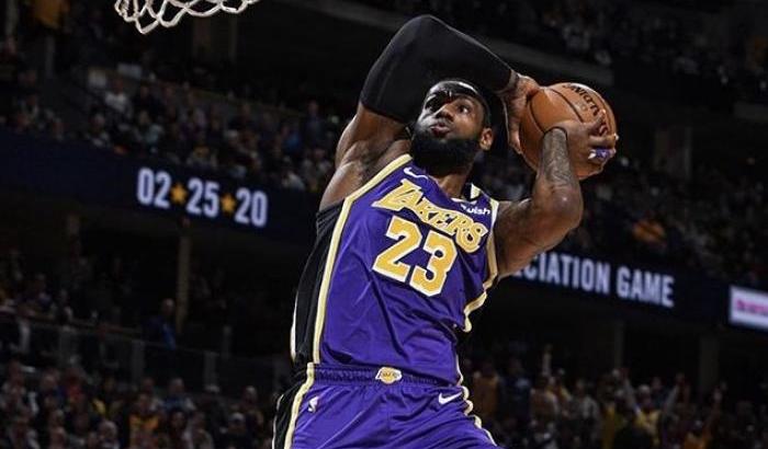 LeBron James: "Se il campionato dovesse terminare sarebbe dura da accettare"