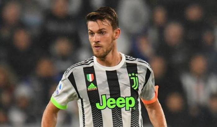 Rugani vince contro il coronavirus e riabbraccia la fidanzata Michela Persico incinta