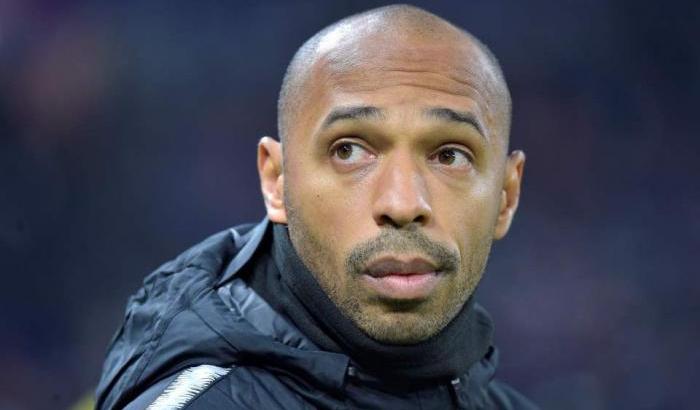 Thierry Henry sui social ha annunciato il gesto di sostegno a Black Lives Matter