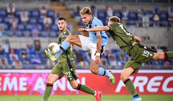 Lazio-Cagliari termina 2-1. I biancocelesti sono matematicamente tra i primi quattro