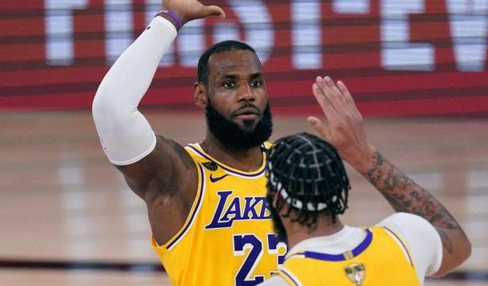 Finali Nba, in gara 1 dominio Lakers: contro Miami finisce 116-98