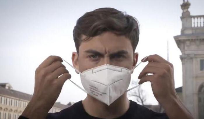Dybala testimonial contro il Covid: "Usate la mascherina, si vince facendo squadra"