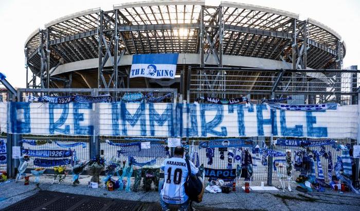 E' ufficiale: da oggi lo stadio San Paolo si chiamerà "Stadio Diego Armando Maradona"