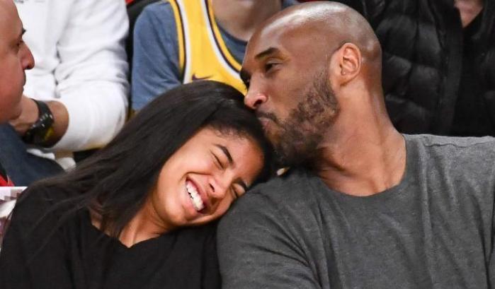 La città di Reggio Emilia intitola una piazza a Kobe Bryant e a sua figlia Gianna La città di Reggio Emilia intitola una piazza a Kobe Bryant e a sua figlia Gianna