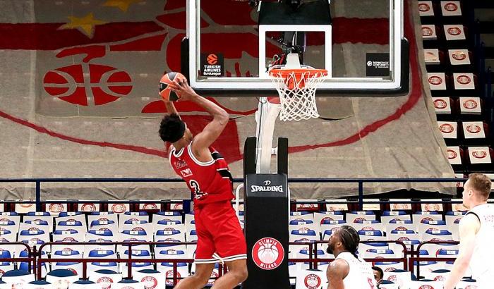 L'Olimpia Milano vince sulla sirena gara 1 dei quarti: Bayern Monaco battuto 79-78