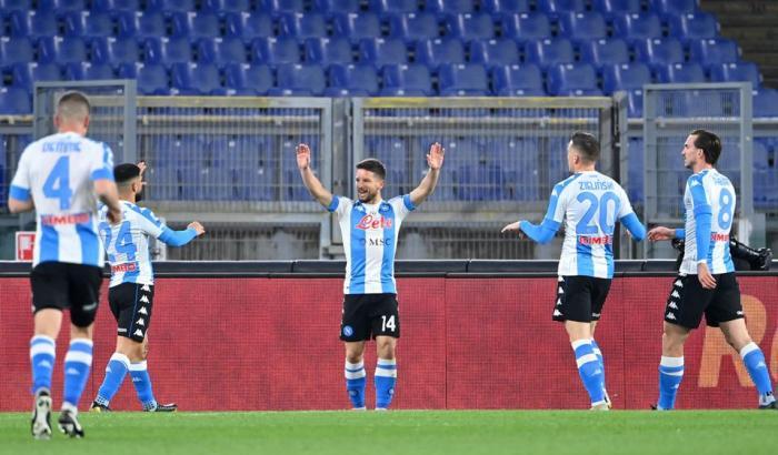 Spettacolo al Maradona: il Napoli vince 5-2 contro la Lazio