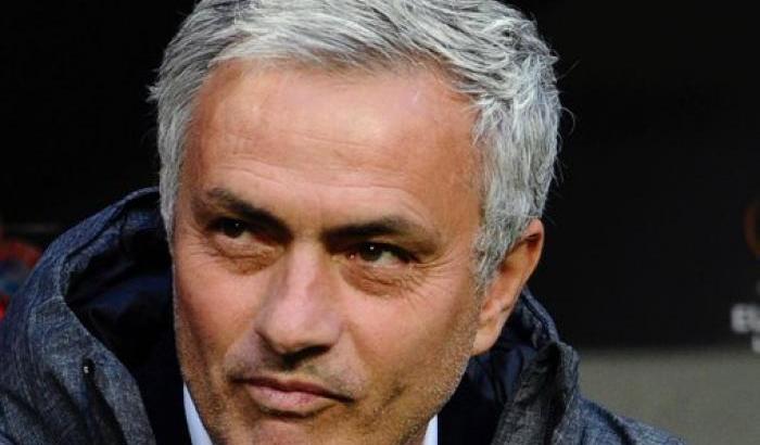 Mourinho è il nuovo allenatore della Roma: accordo fino al 2024