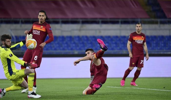 La Roma salva la faccia e vince 3-2 al ritorno contro lo United. Red Devils in finale