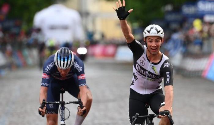 Nell'arrivo di Gorica a trionfare è Campenaerts, dopo 15 tappe Bernal ancora saldo in maglia rosa