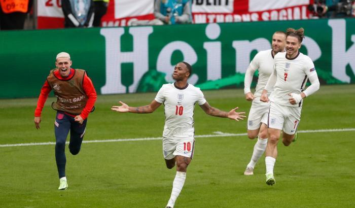 Festa Inghilterra, Sterling e Kane abbattono la Germania