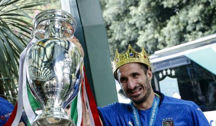 Le reazioni degli Azzurri dopo il trionfo in finale: dalle foto con la Coppa ai festeggiamenti