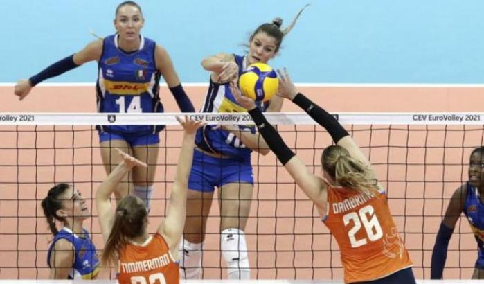 Europei di Pallavolo: vittoria all'esordio per gli uomini, le Azzurre approdano in finale