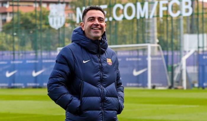 Xavi è di nuovo a casa: "Obbligatorio vincere, serve ordine e disciplina"